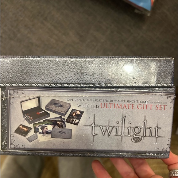 Limited Edition Twilight Gift Set - Picture 2 of 4